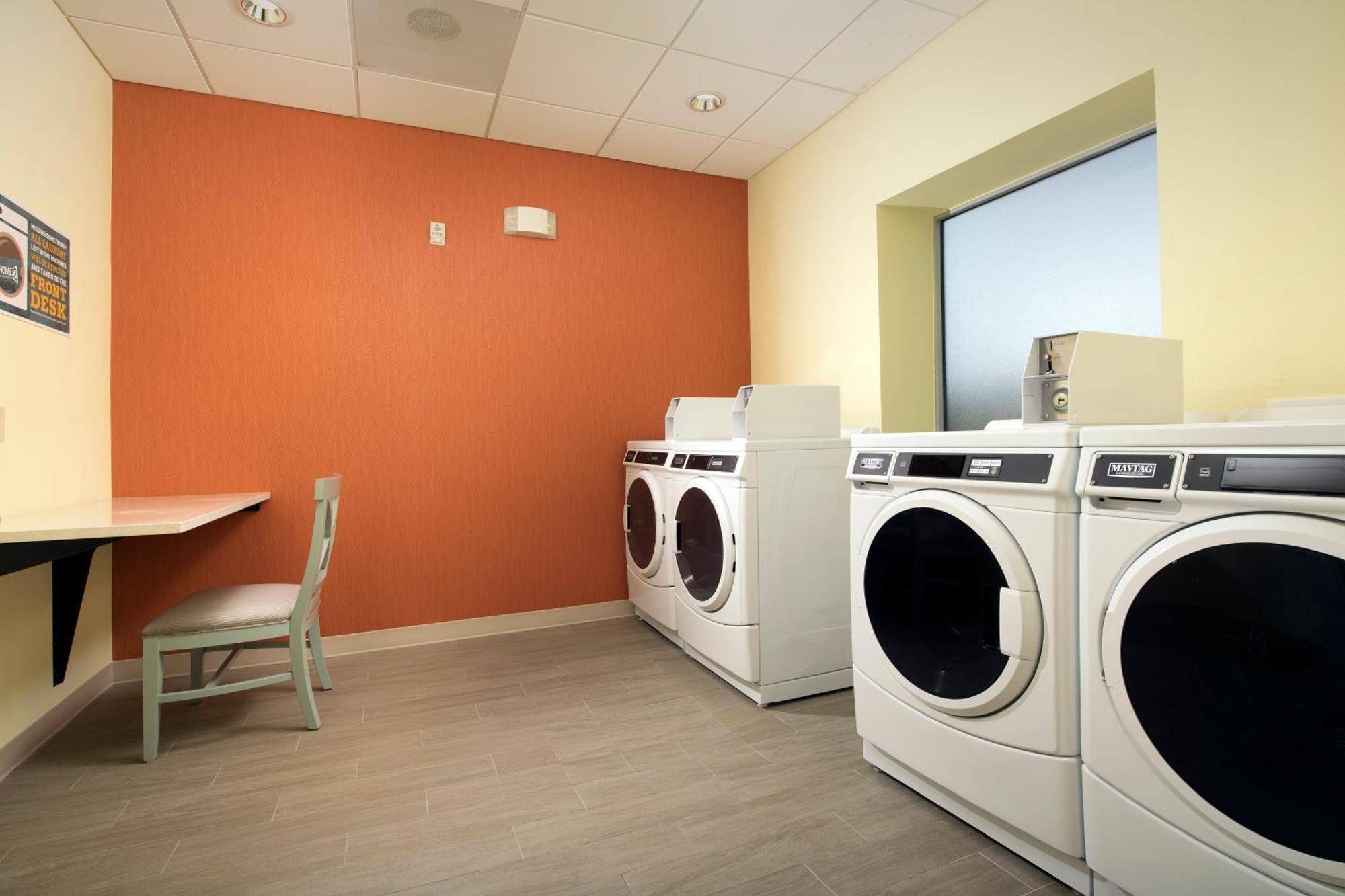 Home2 Suites By Hilton Denver International Airport Εξωτερικό φωτογραφία